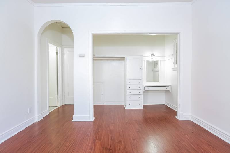 Apartment for rent at 21 Westminster Ave #104, Venice, CA 90291