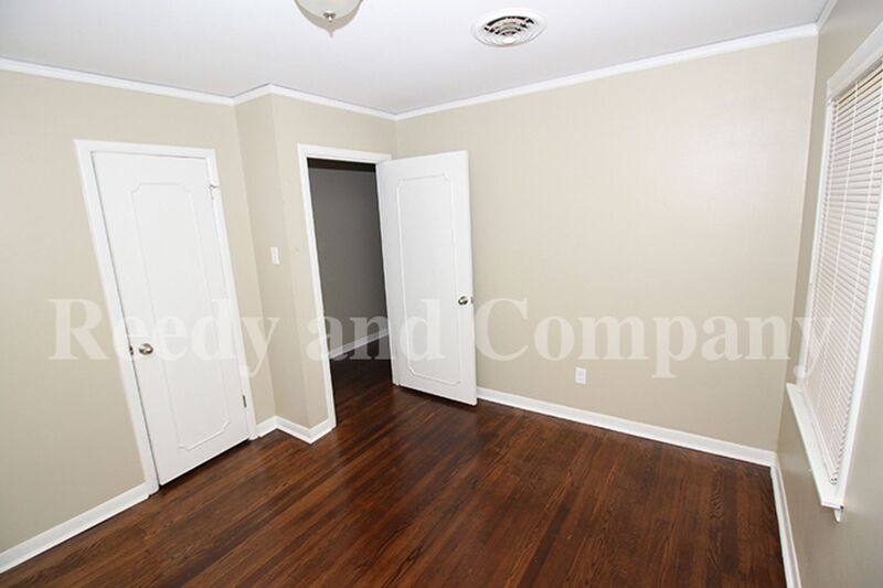 House for rent at 1749 S Perkins Rd, Memphis, TN 38117