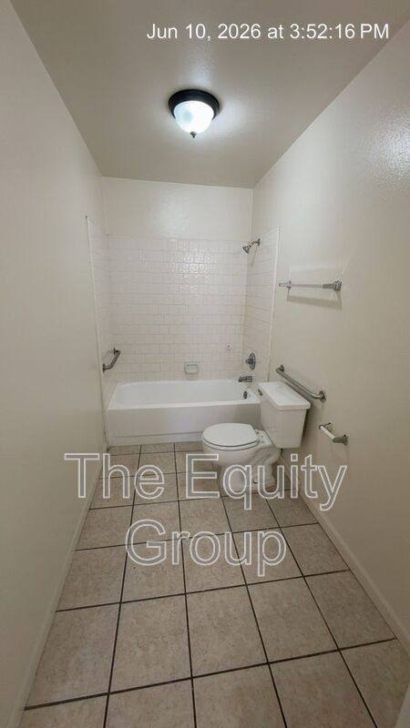 Apartment for rent at 569 N Elmwood Ave #8, Lindsay, CA 93247