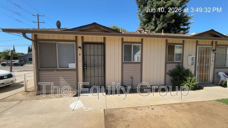 Apartment for rent at 569 N Elmwood Ave #8, Lindsay, CA 93247