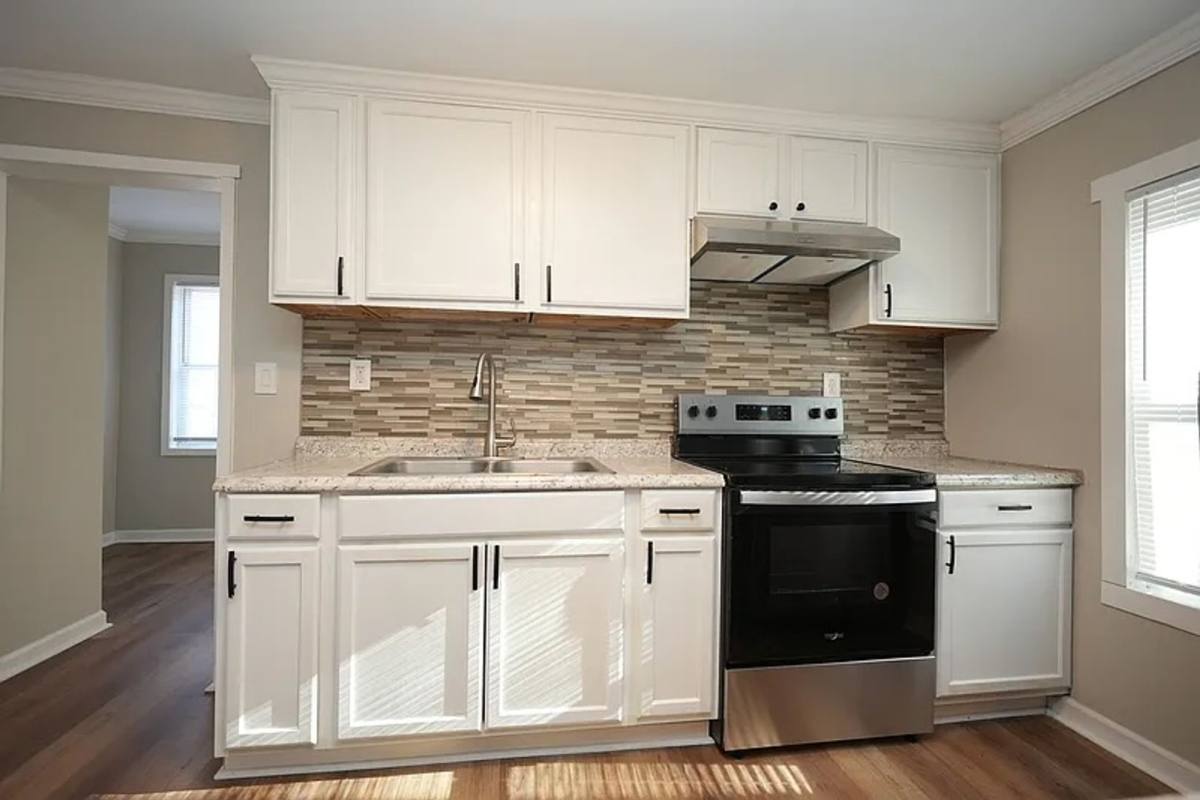 House for rent at 19306 S Hill St, Cornelius, NC 28031