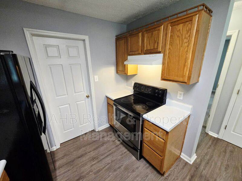 House for rent at 4240 Williams Mill Rd, Burlington, NC 27215