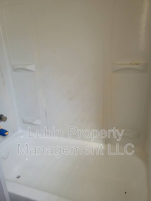 House for rent at 665 Whiterock Ave, Memphis, TN 38109