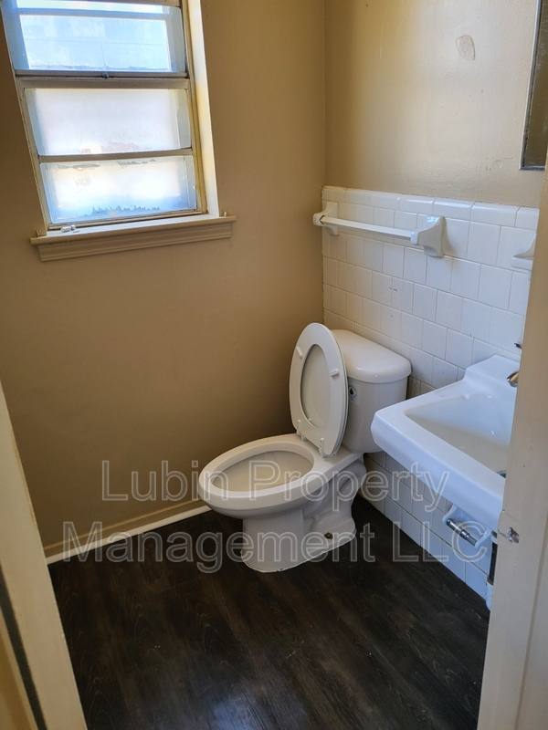 House for rent at 665 Whiterock Ave, Memphis, TN 38109