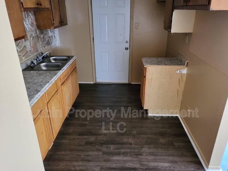 House for rent at 665 Whiterock Ave, Memphis, TN 38109
