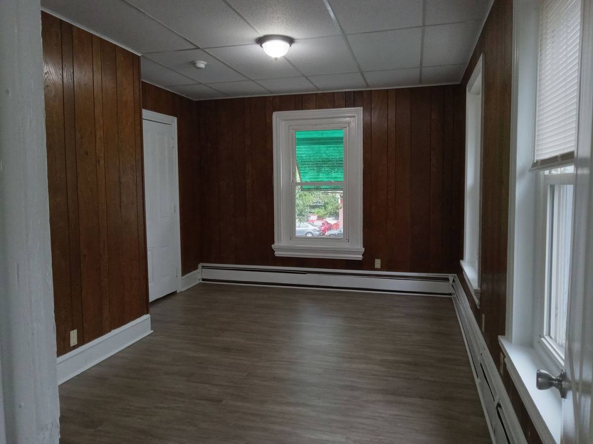 Apartment for rent at 52 N Pearl St, Bridgeton, NJ 08302