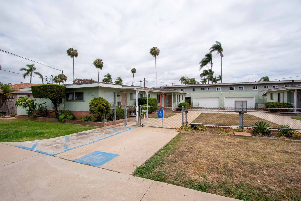 Apartment for rent at 462 Davidson St, Chula Vista, CA 91910