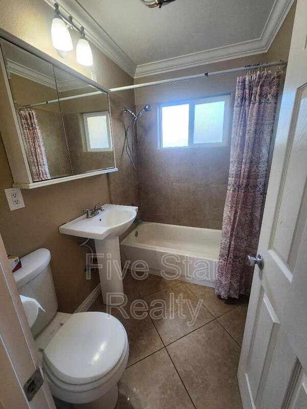 Apartment for rent at 1142 Indiana St, Gridley, CA 95948