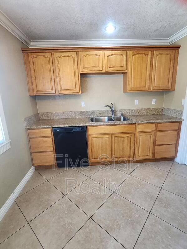 Apartment for rent at 1142 Indiana St, Gridley, CA 95948