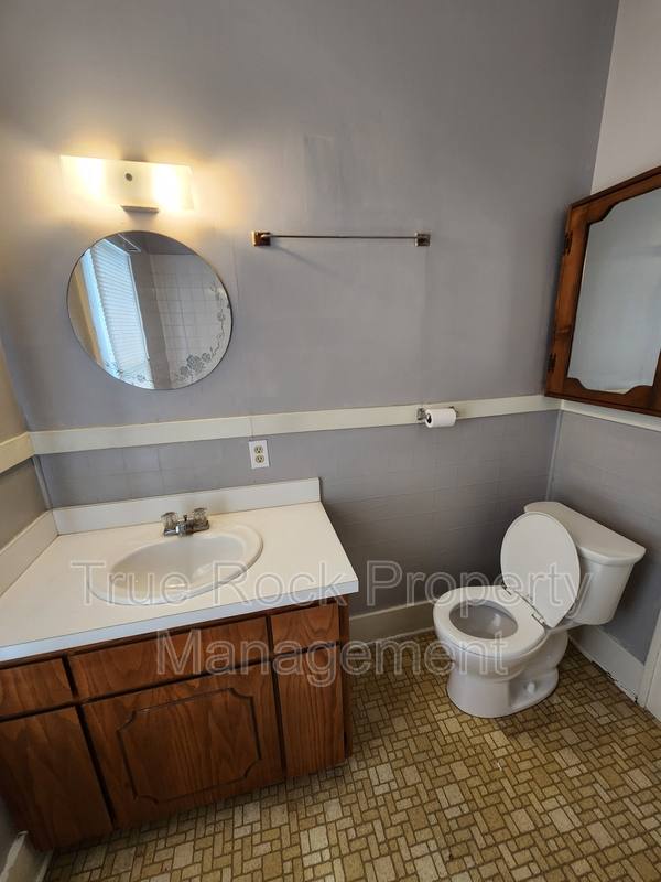 House for rent at 830 E 12th St, Ada, OK 74820