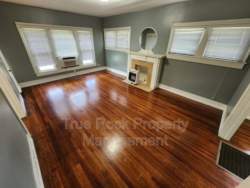 House for rent at 830 E 12th St, Ada, OK 74820
