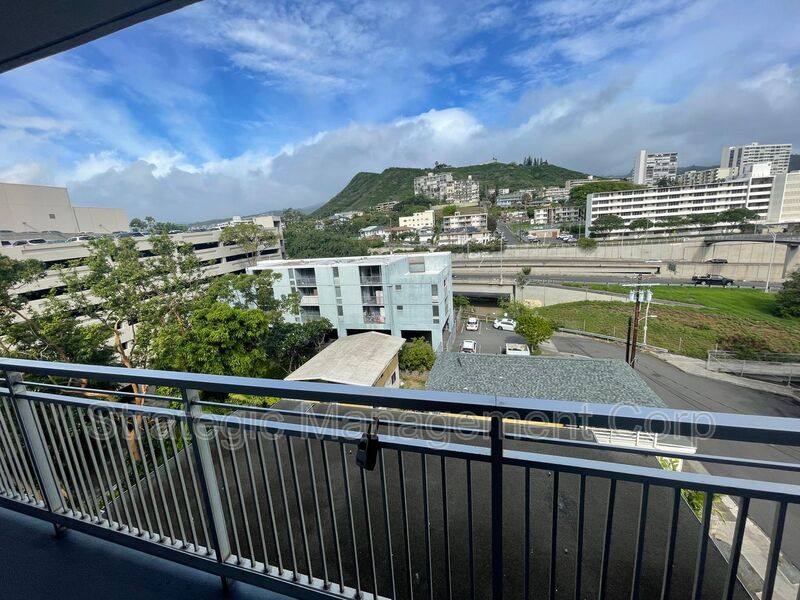 Apartment for rent at 1301 Lusitana St #810, Honolulu, HI 96814