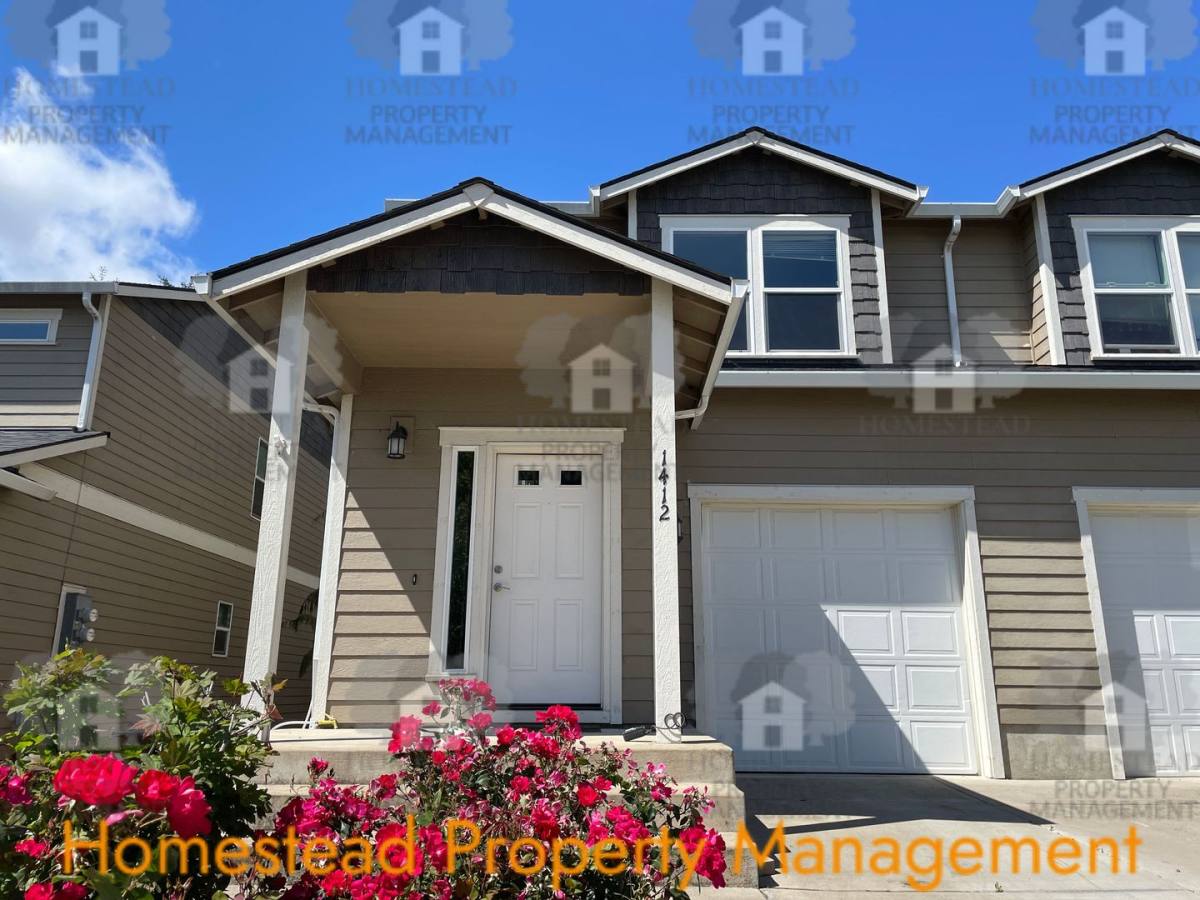 Townhouse for rent at 1410-1412 Marigold Dr, Independence, OR 97351