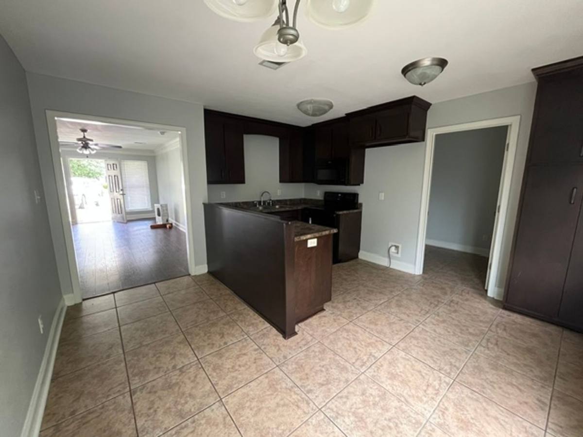 House for rent at 120 Laurelwood Court, Leesburg, GA 31763