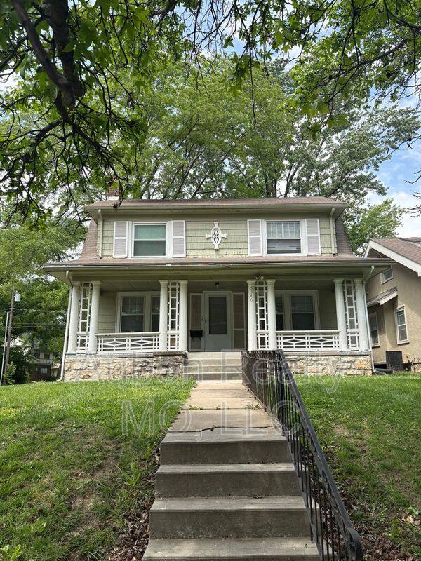 House for rent at 5346 Harrison St, Kansas City, MO 64110