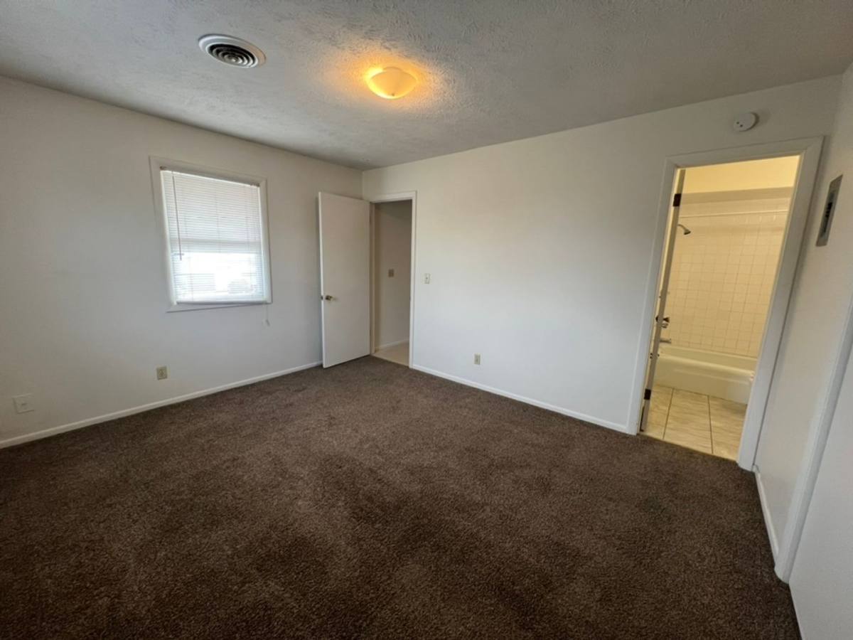 Apartment for rent at 2107 Todd Dr, Bloomington, IL 61704