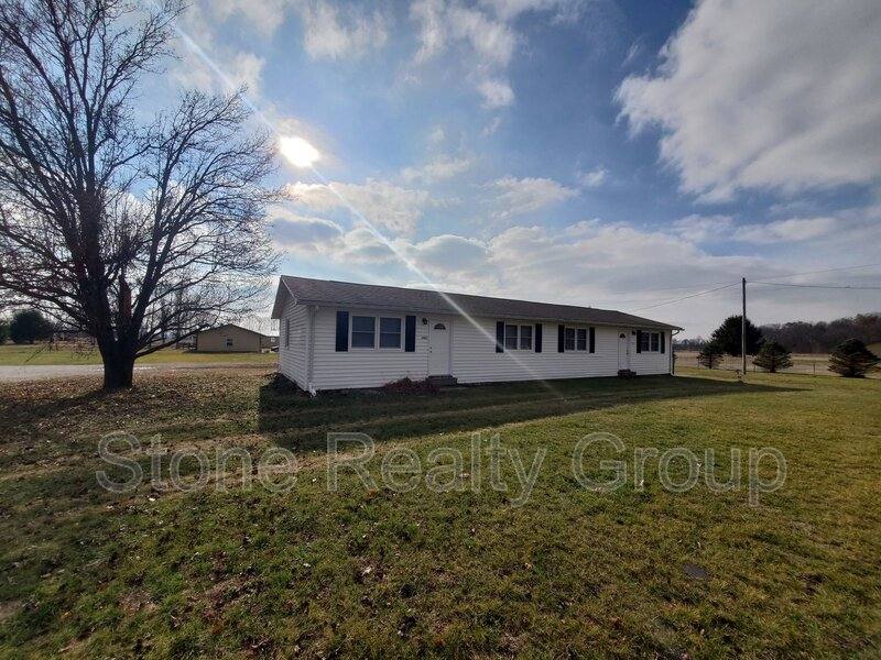 Apartment for rent at 7927 E Lambert Ave, Terre Haute, IN 47805
