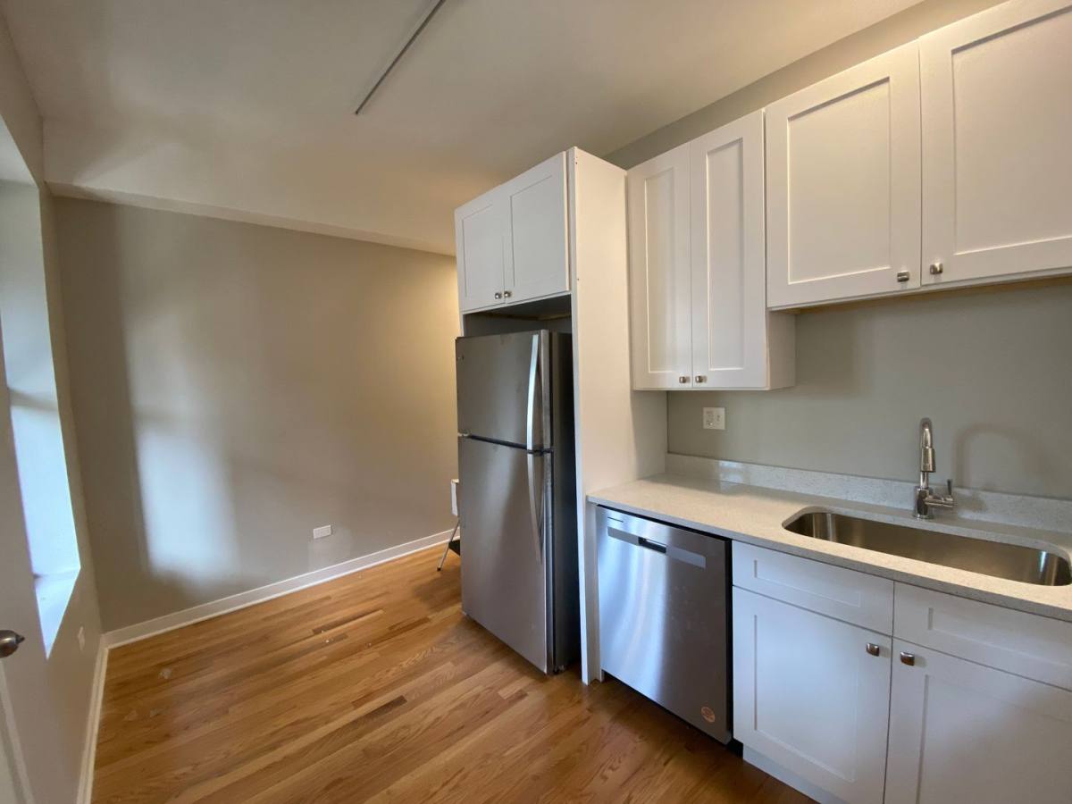 Apartment for rent at 1739-1745 W Wallen Ave, Chicago, IL 60626