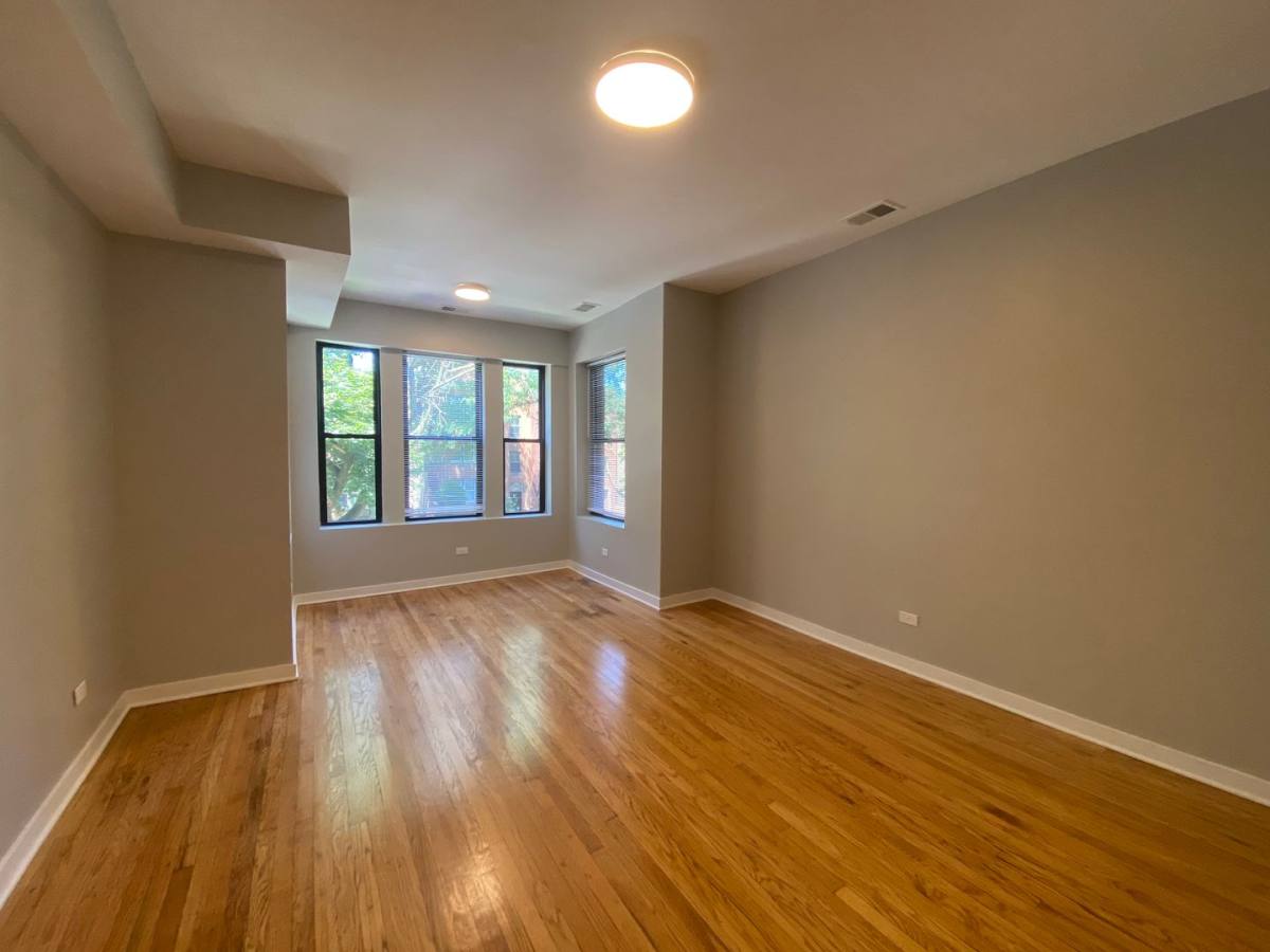 Apartment for rent at 1739-1745 W Wallen Ave, Chicago, IL 60626