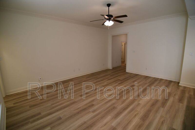 House for rent at 7108 Kenilworth Crossing Ave, Baton Rouge, LA 70820