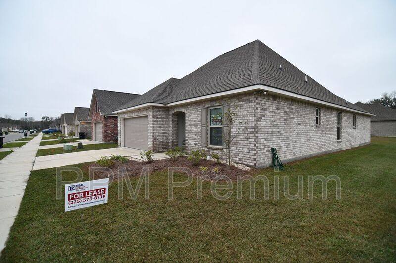 House for rent at 7108 Kenilworth Crossing Ave, Baton Rouge, LA 70820
