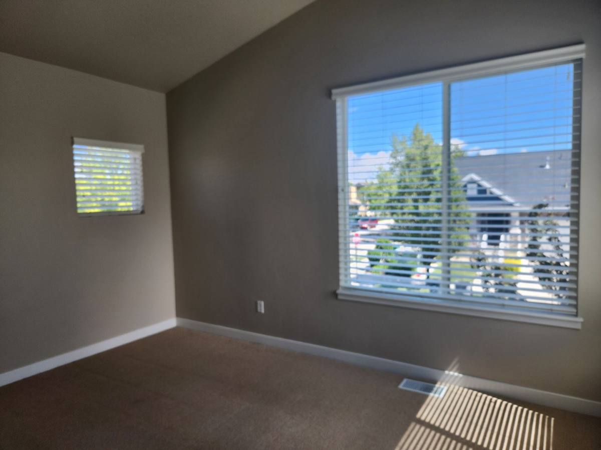 Townhouse for rent at 3699 Lilac Heights Dr, South Jordan, UT 84095