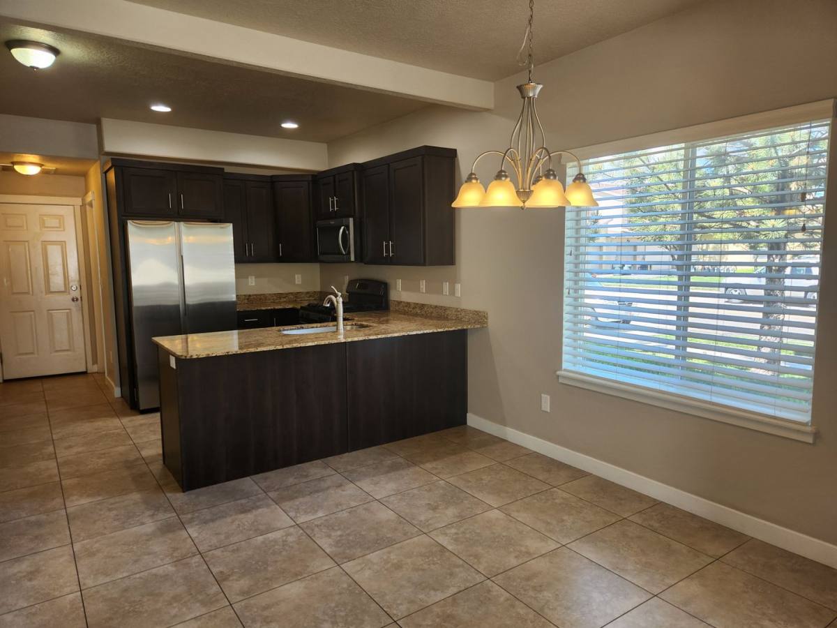Townhouse for rent at 3699 Lilac Heights Dr, South Jordan, UT 84095