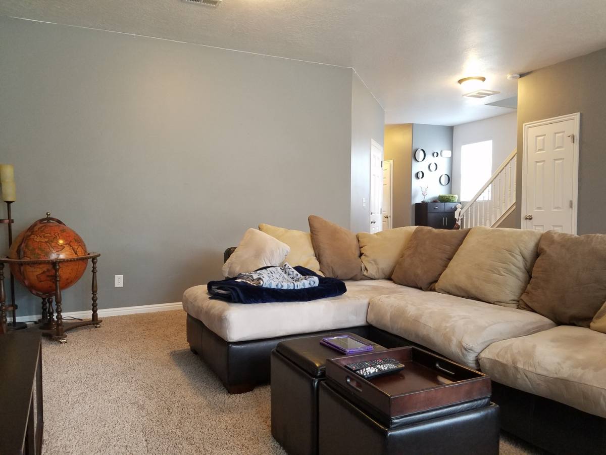 Townhouse for rent at 655 N 310 W, Centerville, UT 84014