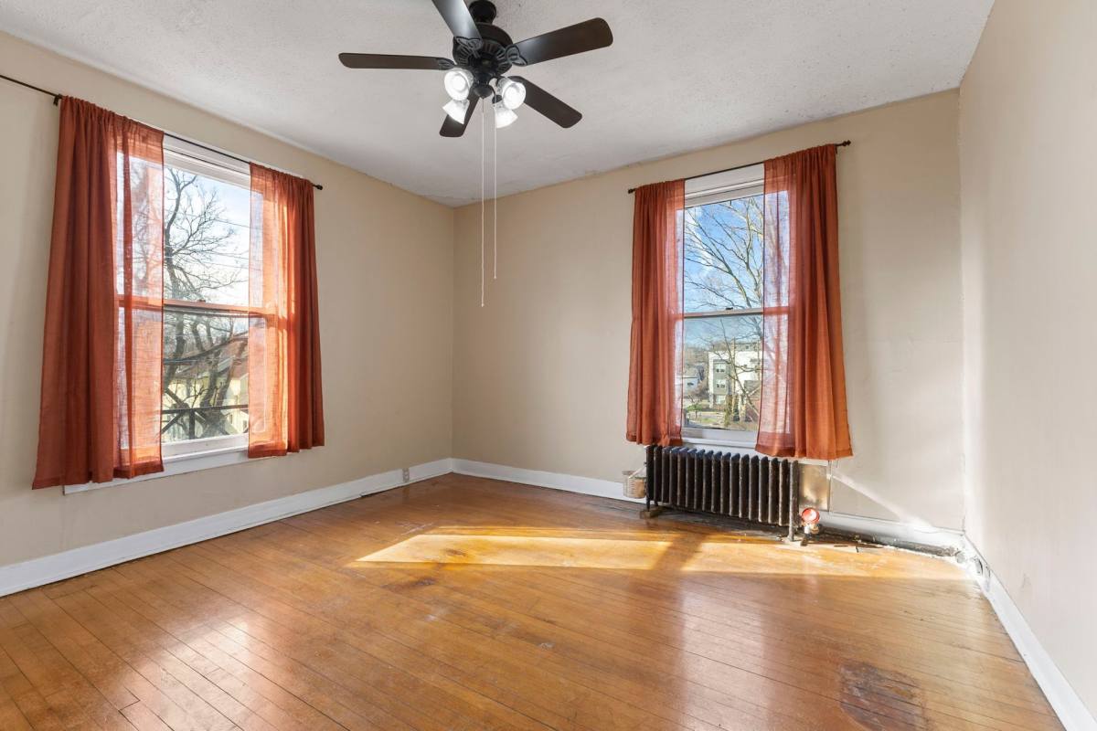 Apartment for rent at 940 Woodruff Place Middle Dr, Indianapolis, IN 46201