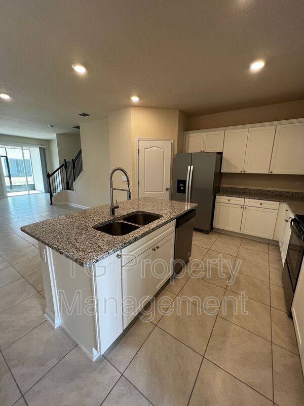 Townhouse for rent at 70 Oarsman Crossing Dr, Saint Augustine, FL 32095