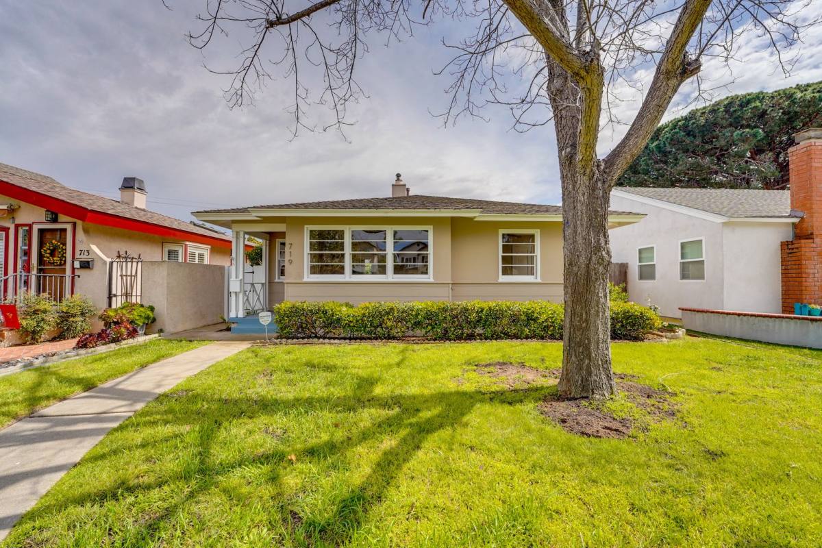 House for rent at 719 I Ave, Coronado, CA 92118