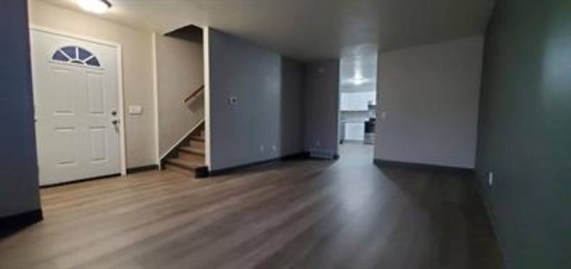 Townhouse for rent at 983 7th St #D, Menasha, WI 54952