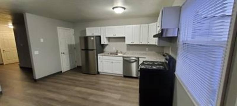 Townhouse for rent at 983 7th St #D, Menasha, WI 54952