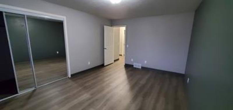 Townhouse for rent at 983 7th St #D, Menasha, WI 54952