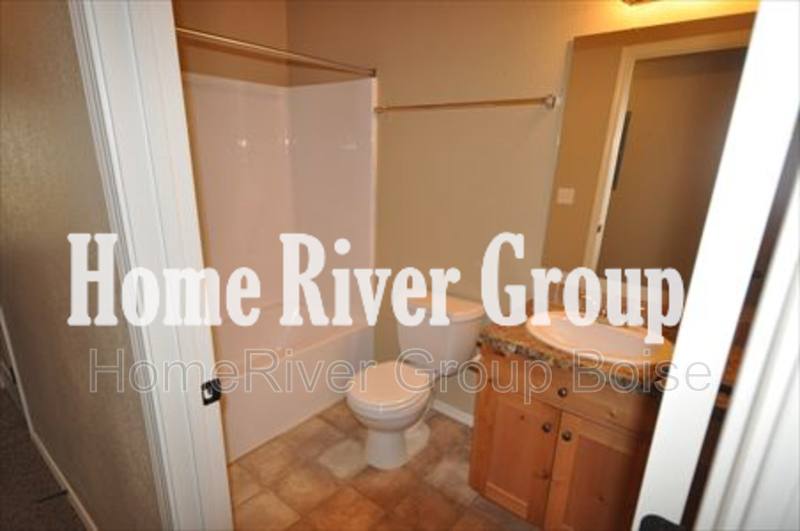 Apartment for rent at 2980 W Acarrera Lane #201, Meridian, ID 83642