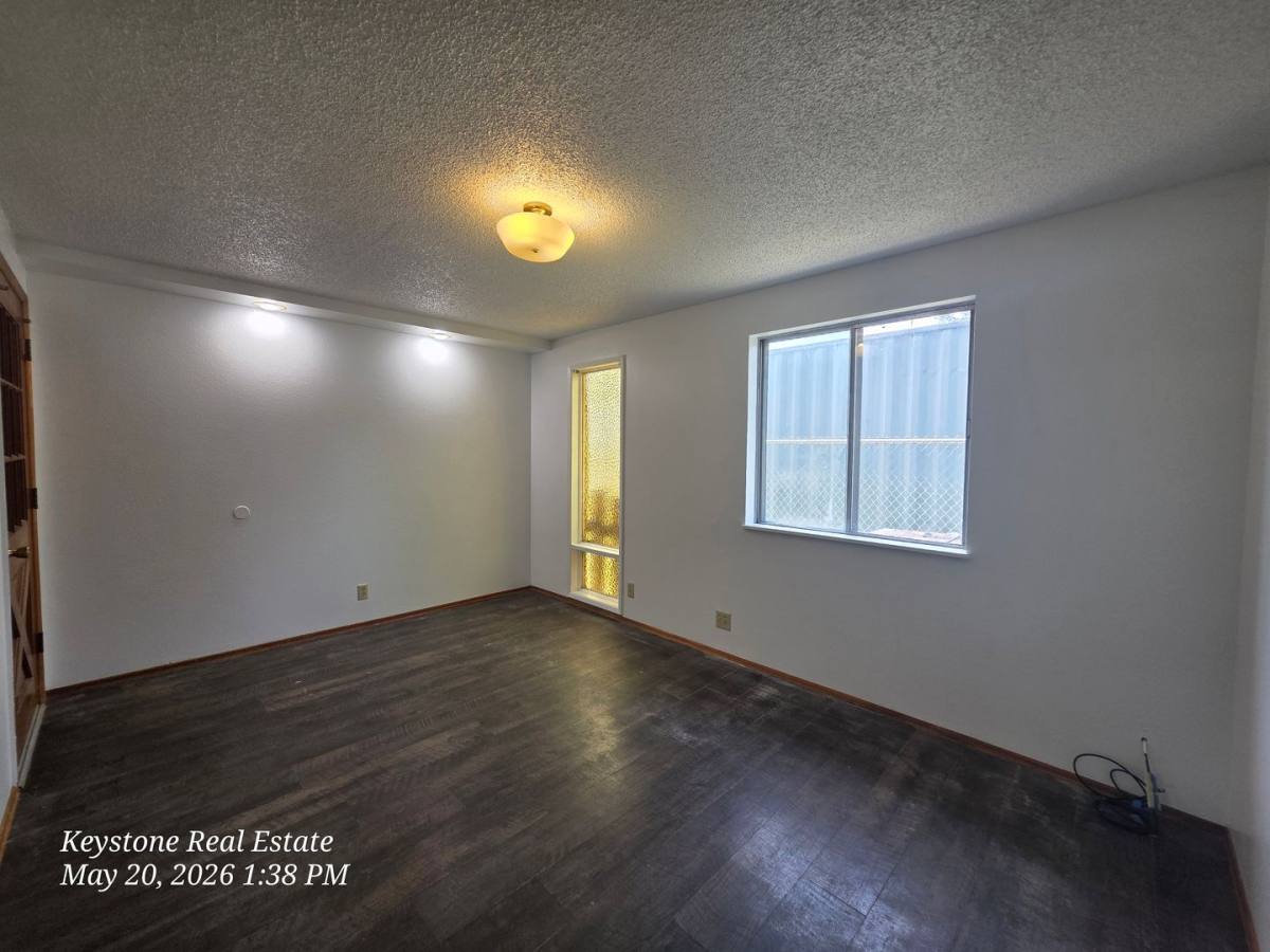 House for rent at 1025 1 2 Maxwell Rd, Eugene, OR 97404