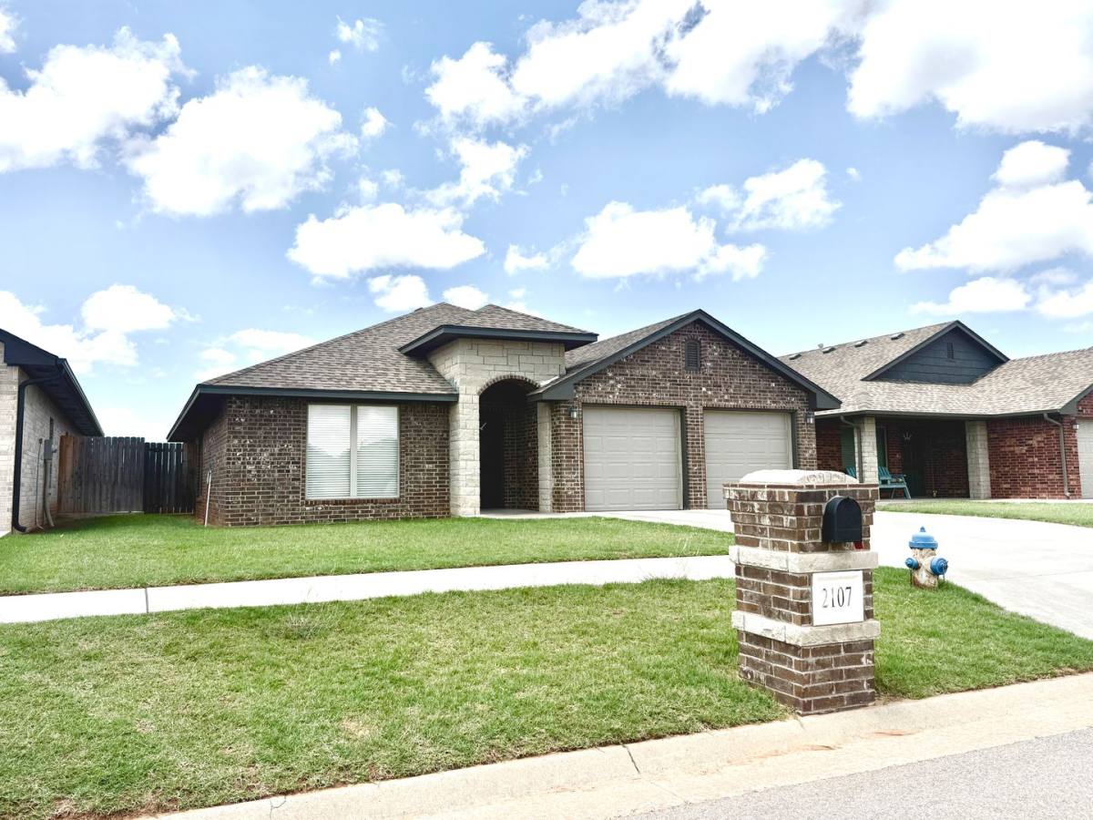 House for rent at 2107 Valley View, Weatherford, OK 73096
