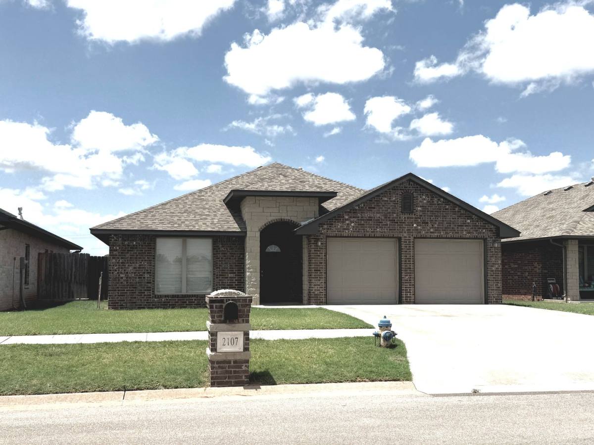 House for rent at 2107 Valley View, Weatherford, OK 73096