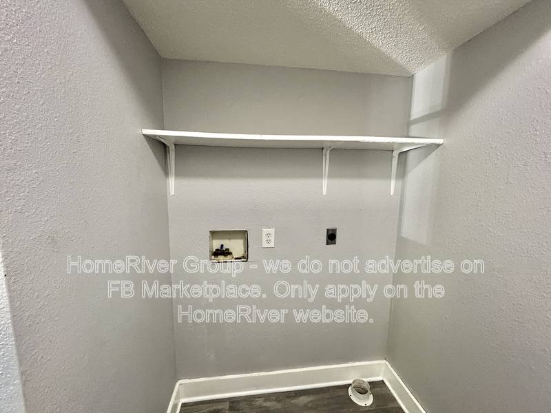 House for rent at 625 S 14th St, Saint Joseph, MO 64501