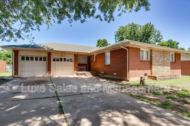 House for rent at 3516 Mount Pleasant Dr, Oklahoma City, OK 73110