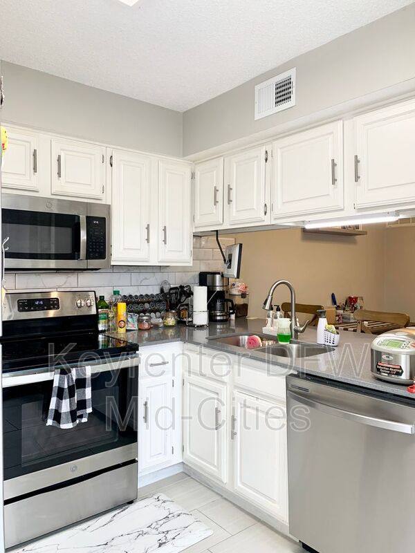 Condo for rent at 2623 Piedras Dr, Irving, TX 75038