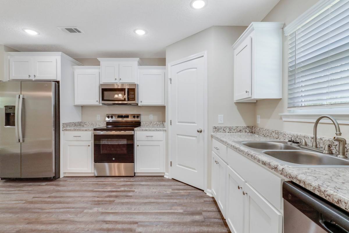 House for rent at 561 Church Circle, Jesup, GA 31545