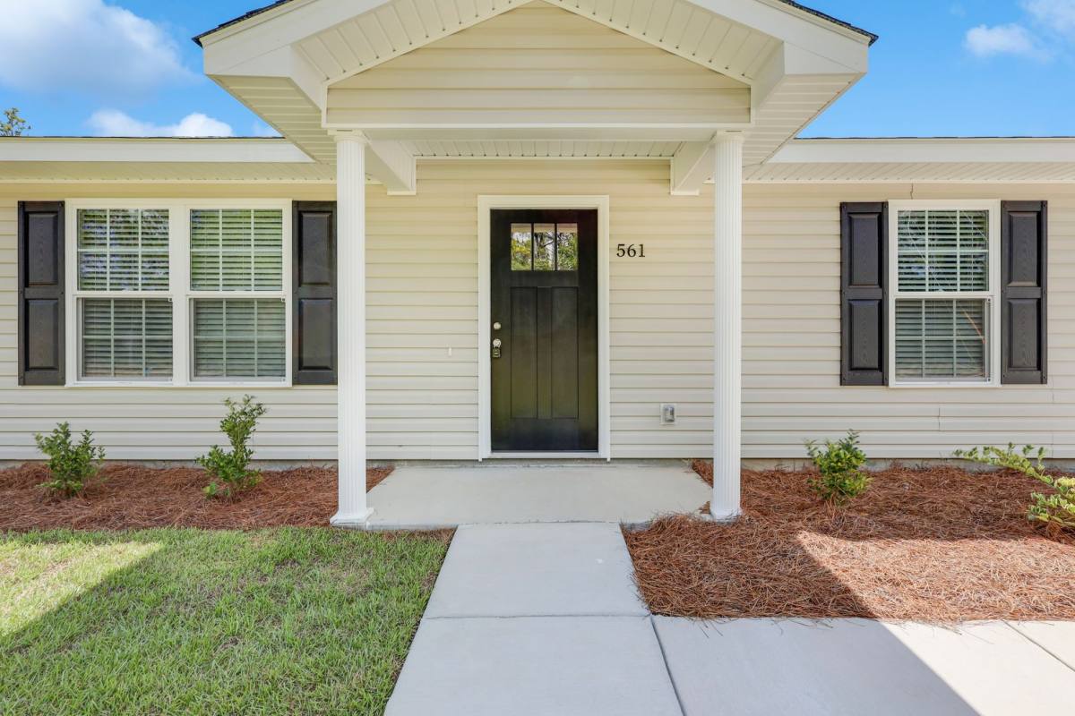House for rent at 561 Church Circle, Jesup, GA 31545