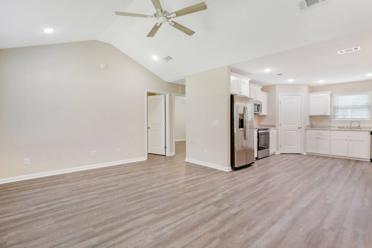 House for rent at 561 Church Circle, Jesup, GA 31545