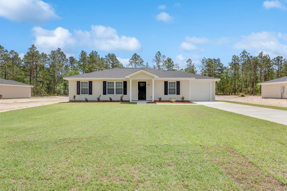 House for rent at 561 Church Circle, Jesup, GA 31545
