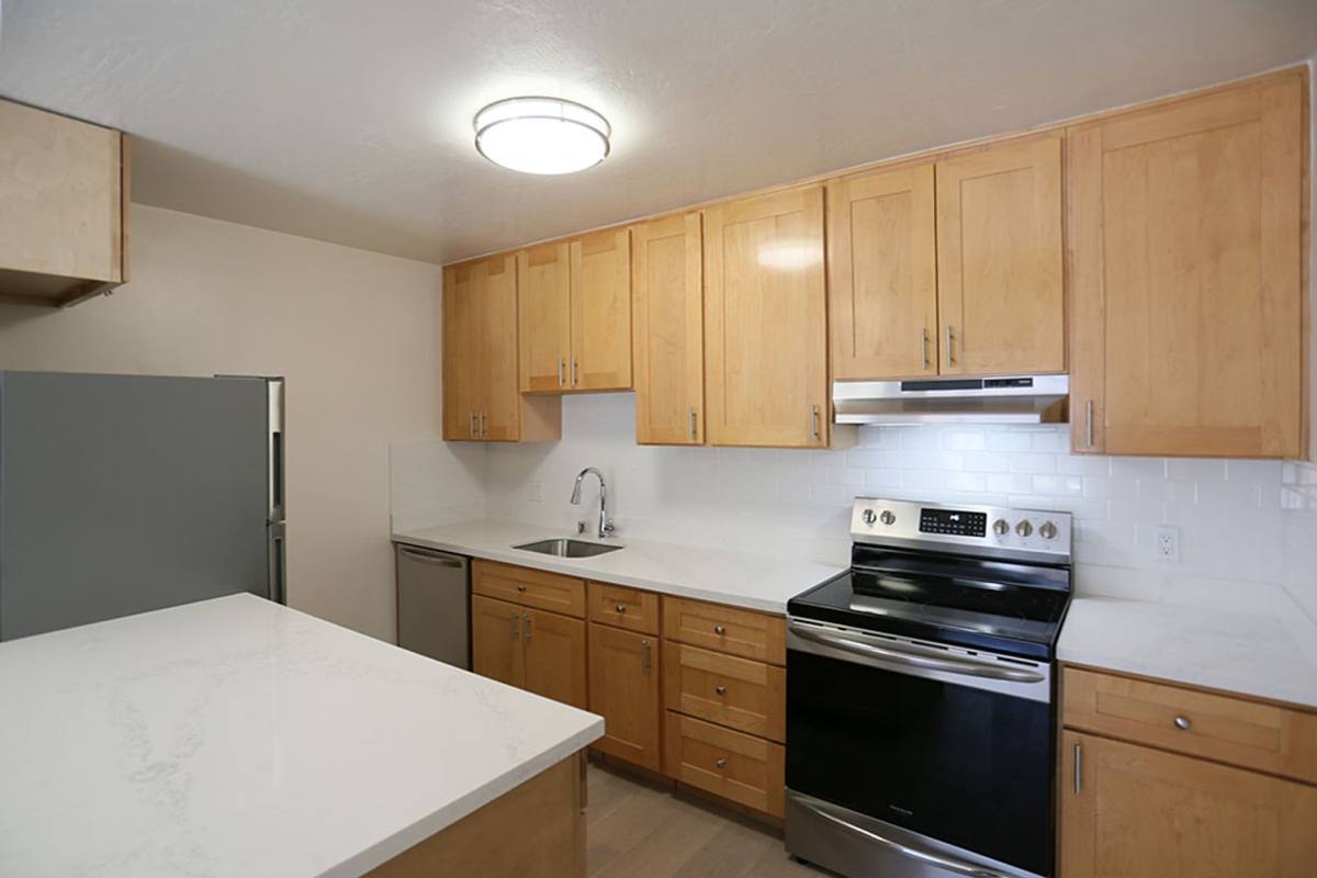 Apartment for rent at 401 Vernon St, Oakland, CA 94610
