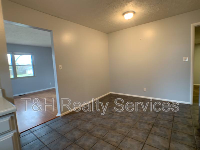 House for rent at 7649 Southfield Dr, Indianapolis, IN 46227