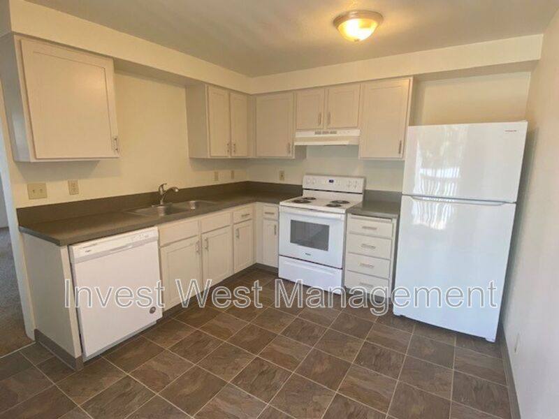 Apartment for rent at 1861 Kingsley Rd #78, Eugene, OR 97401