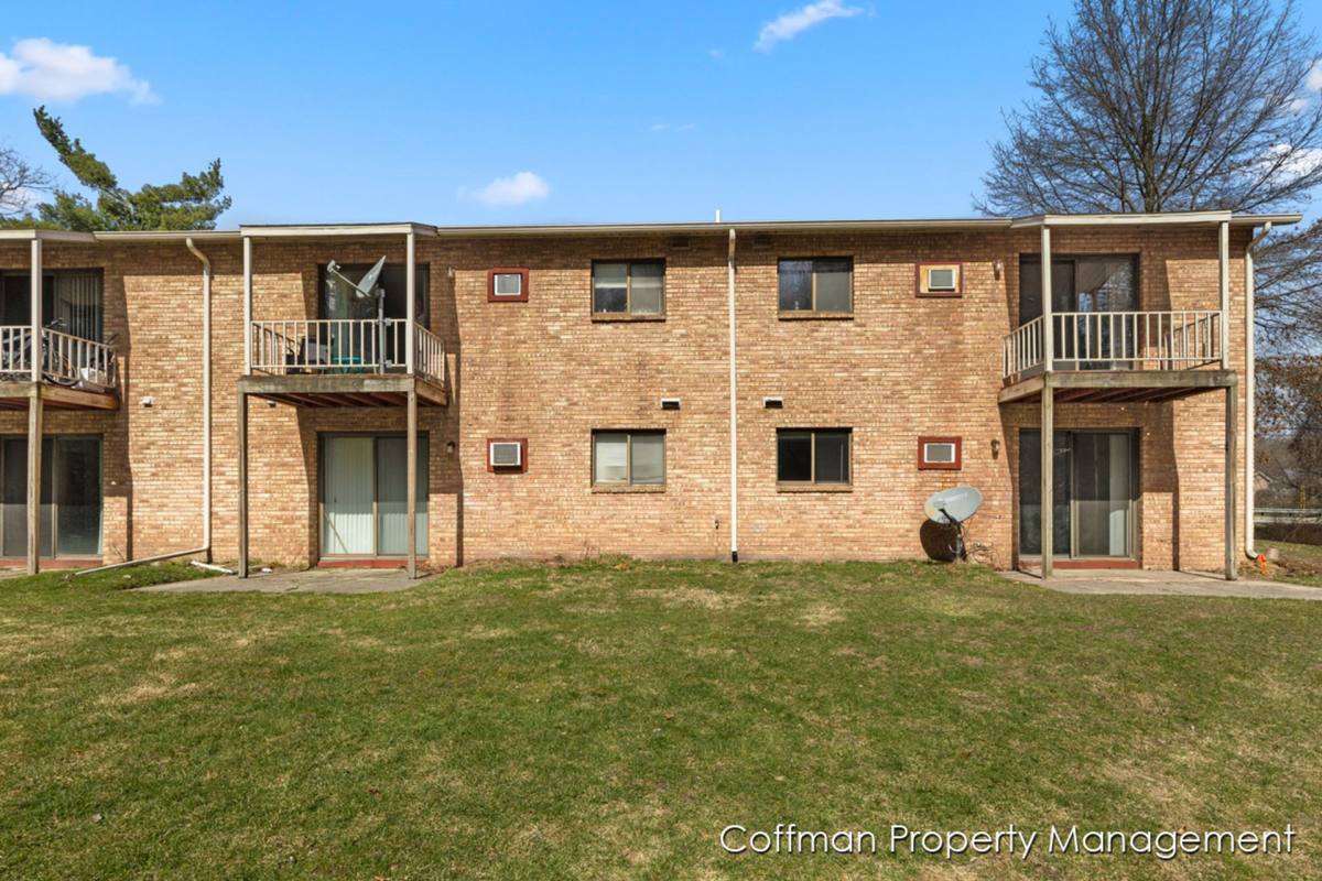 Apartment for rent at 250 4 Mile Rd NW, Comstock Park, MI 49321