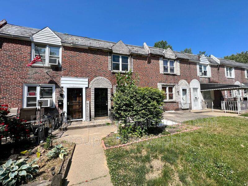 House for rent at 534 S 4th St, Darby, PA 19023